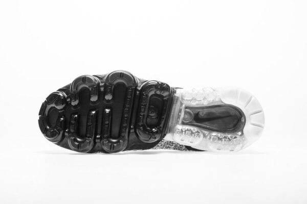 Nike VaporMax 2018 “Black White” 942842-016 - Image 3