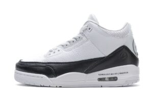 DA3595-100 Fragment Design x Air Jordan 3 Black White